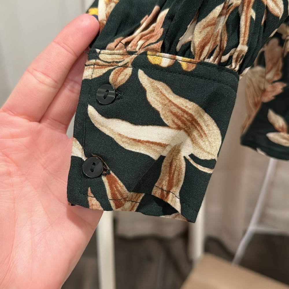 H&M Patterned Blouse (Size 2) - Picture 3 of 4